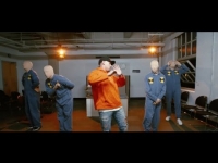 P-Lo - Put Me On Somethin' ft. E-40