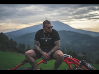 Kizo - KORYTARZE (prod. APmg x Michał Graczyk)