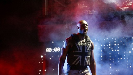 Stormzy podczas koncertu na festiwalu w Glastonbury